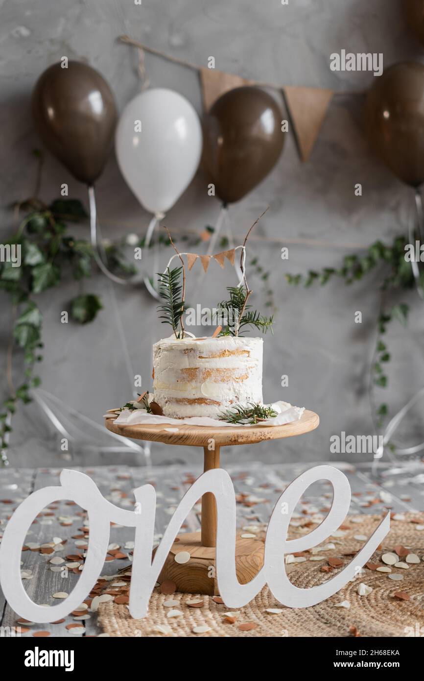 First 1st birthday party decoration hi-res stock photography and images -  Alamy