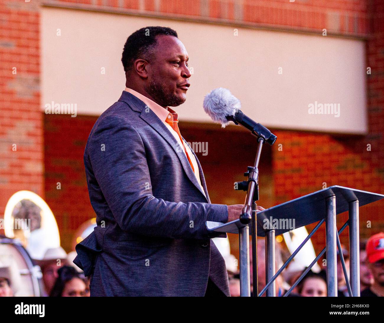 Stillwater, Oklahoma, USA. 13th Nov, 2021. Barry Sanders talks about his days playing for Coach