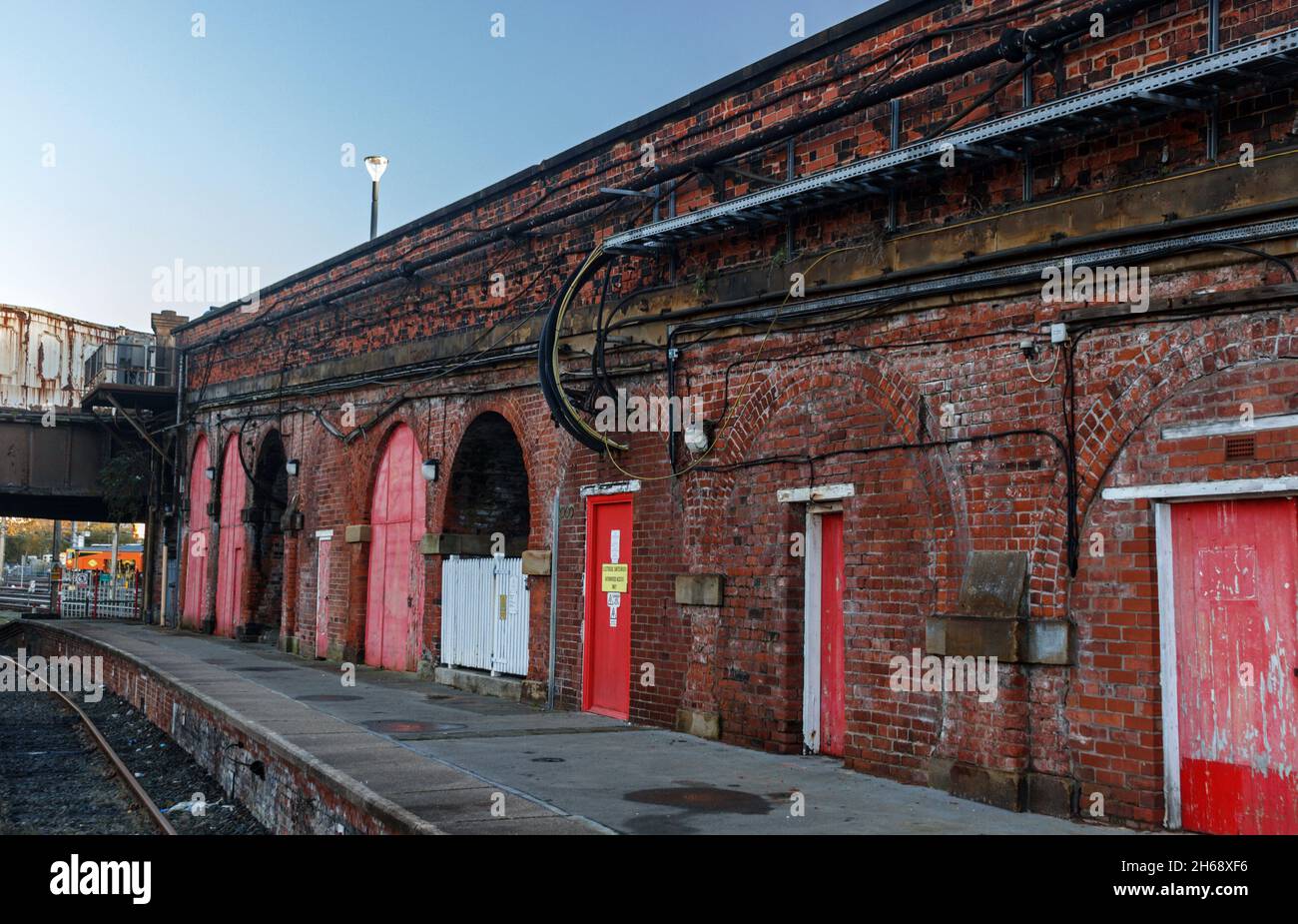 Preston railway station Stock Photo Alamy