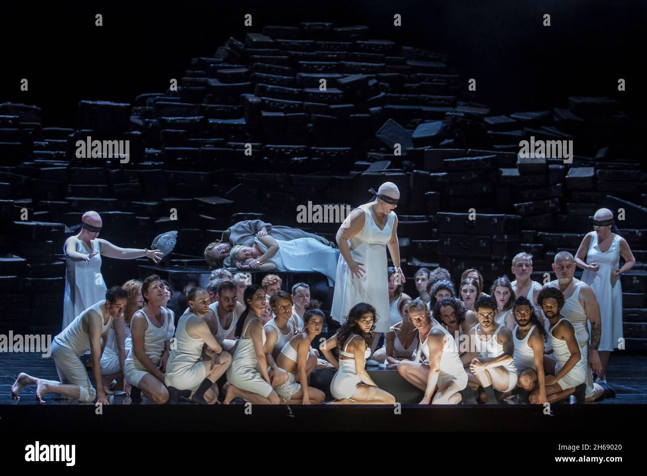 Berlin, Germany. 14th Oct, 2021. The ensemble performs during a rehearsal for the Wagner opera 'Götterdämmerung' on the stage of the Deutsche Oper Berlin. Credit: Nina Hansch/dpa/Alamy Live News Stock Photo