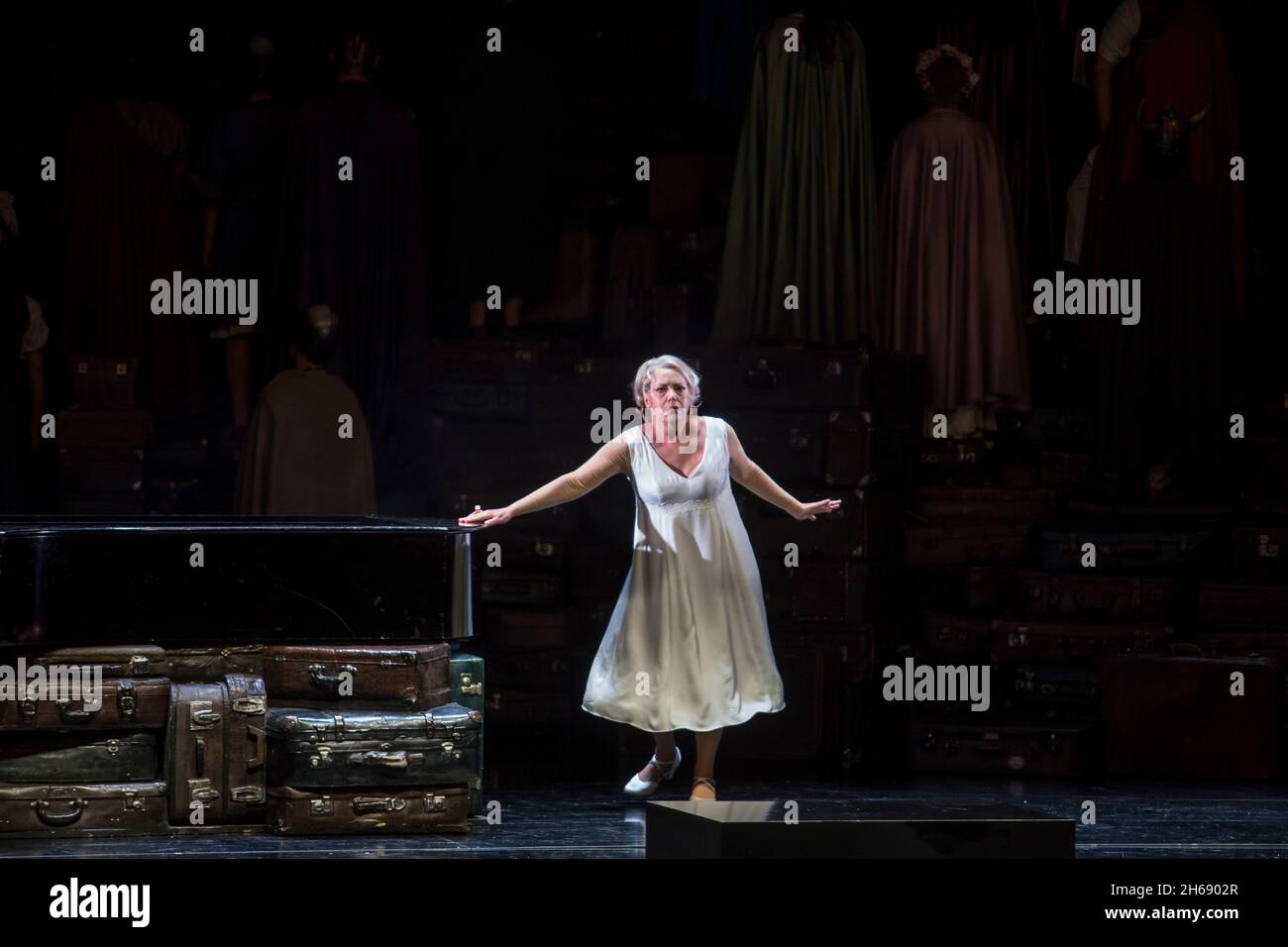 Berlin, Germany. 14th Oct, 2021. Nina Stemme as Brünnhilde stands on the stage of the Deutsche Oper Berlin during a rehearsal for the Wagner opera 'Götterdämmerung'. Credit: Nina Hansch/dpa/Alamy Live News Stock Photo