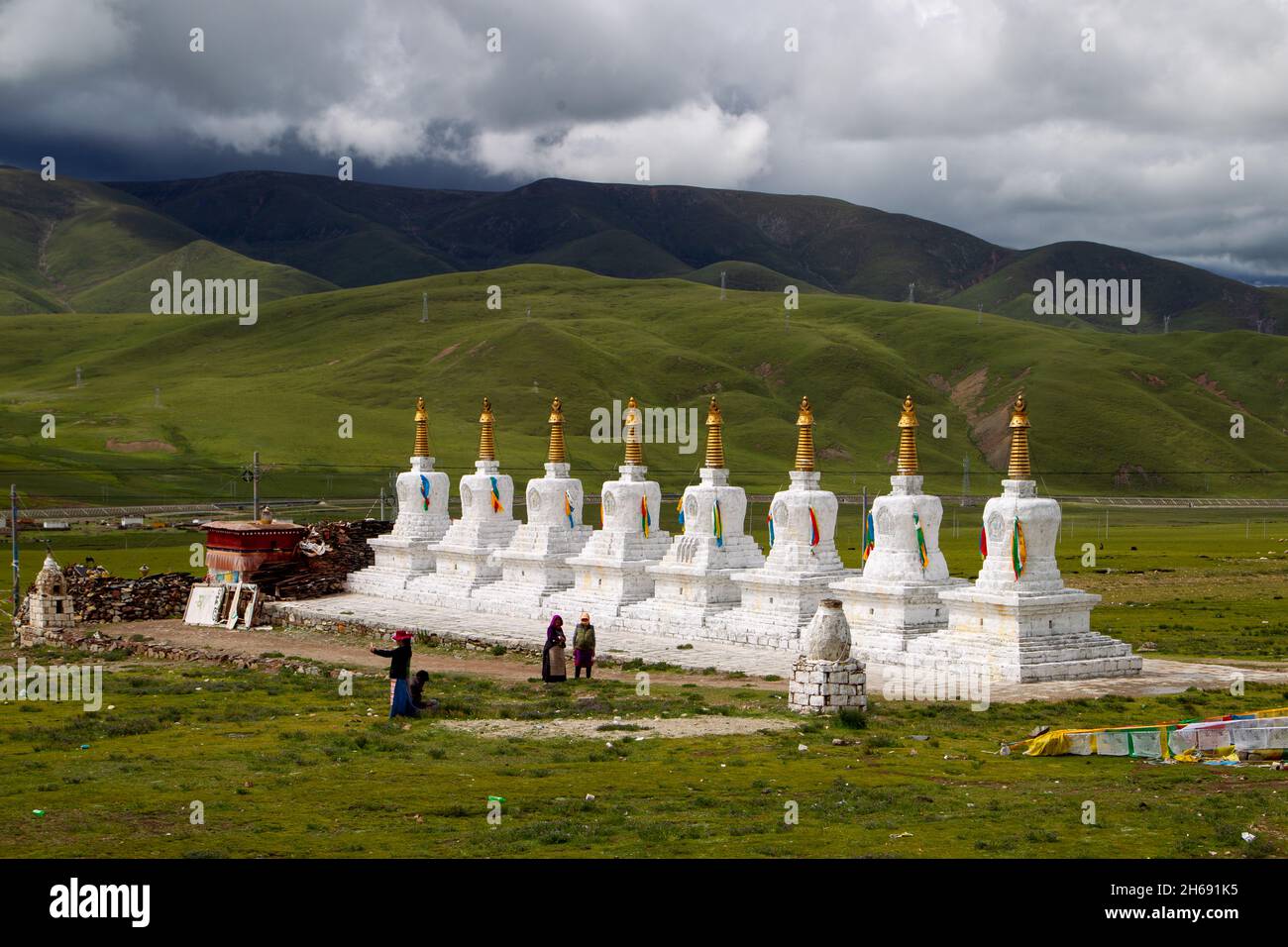 The natural beauty of China's Tibetan Plateau Stock Photo - Alamy