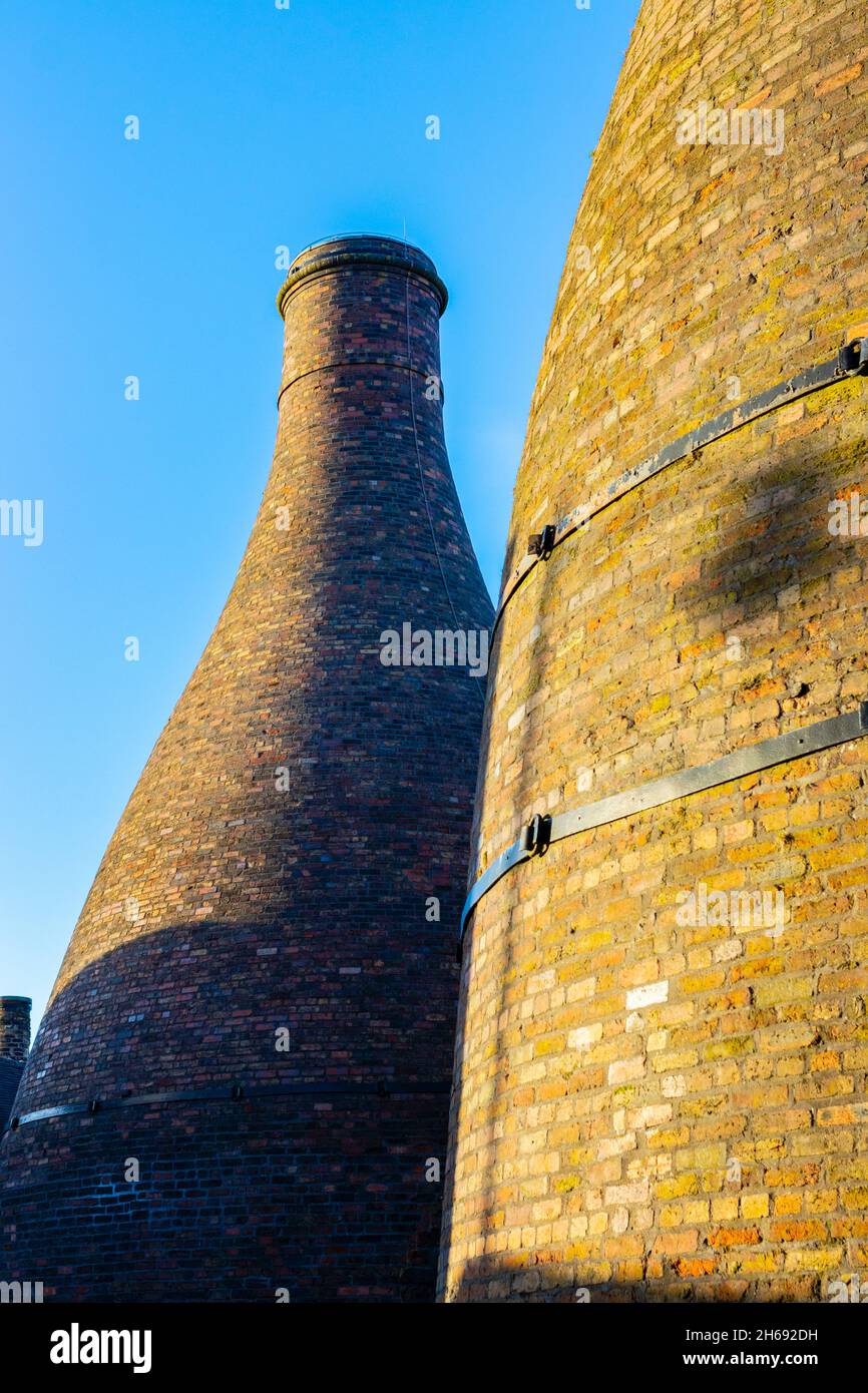 brick bottle kilns ovens for firing ceramics Gladstone pottery museum