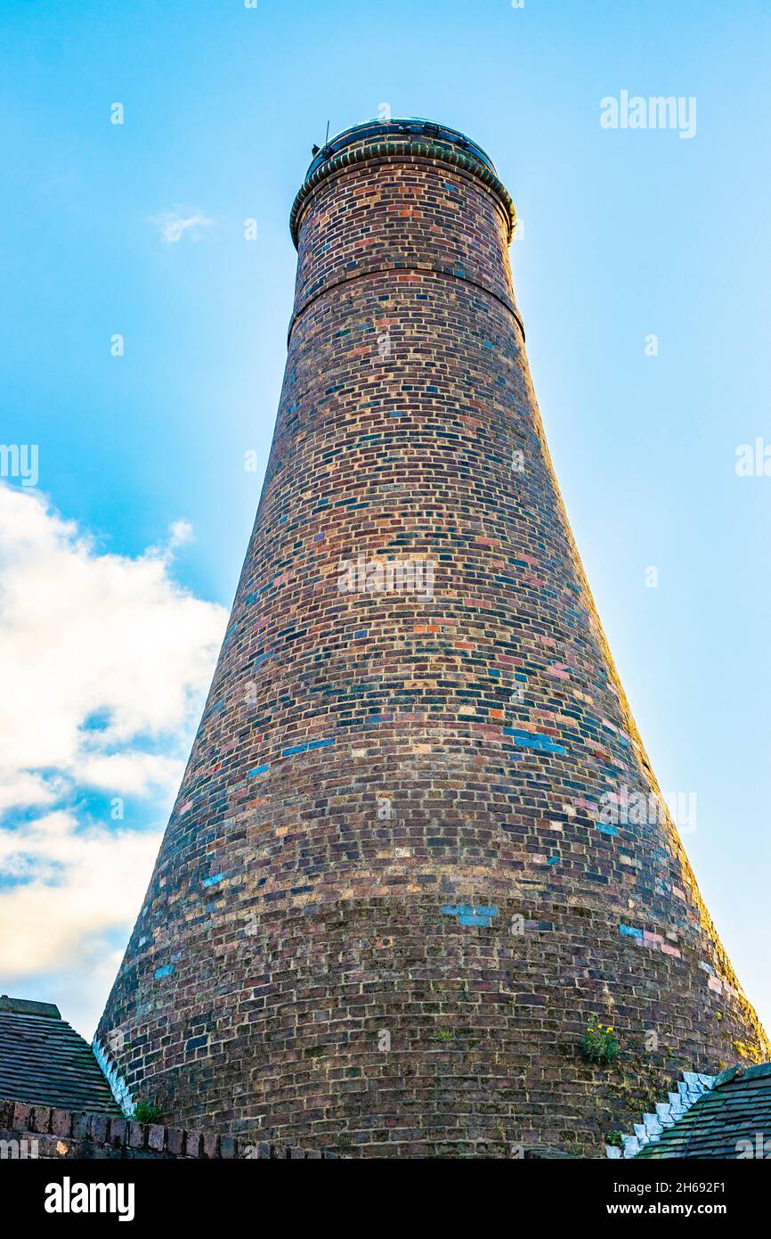 brick bottle kilns ovens for firing ceramics Gladstone pottery museum