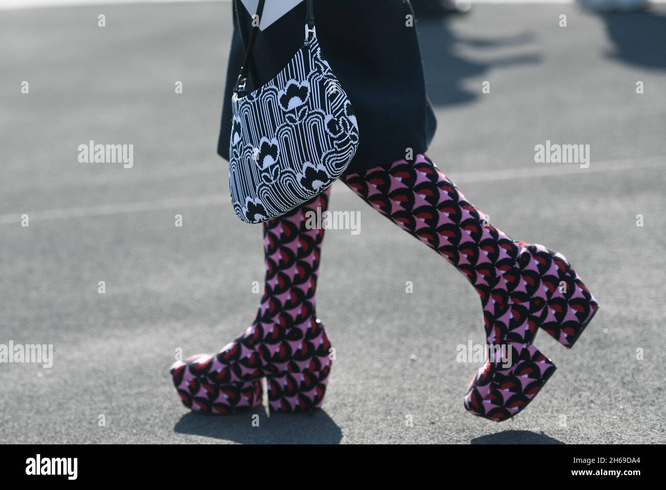 Prada streetstyle hi-res stock photography and images - Alamy