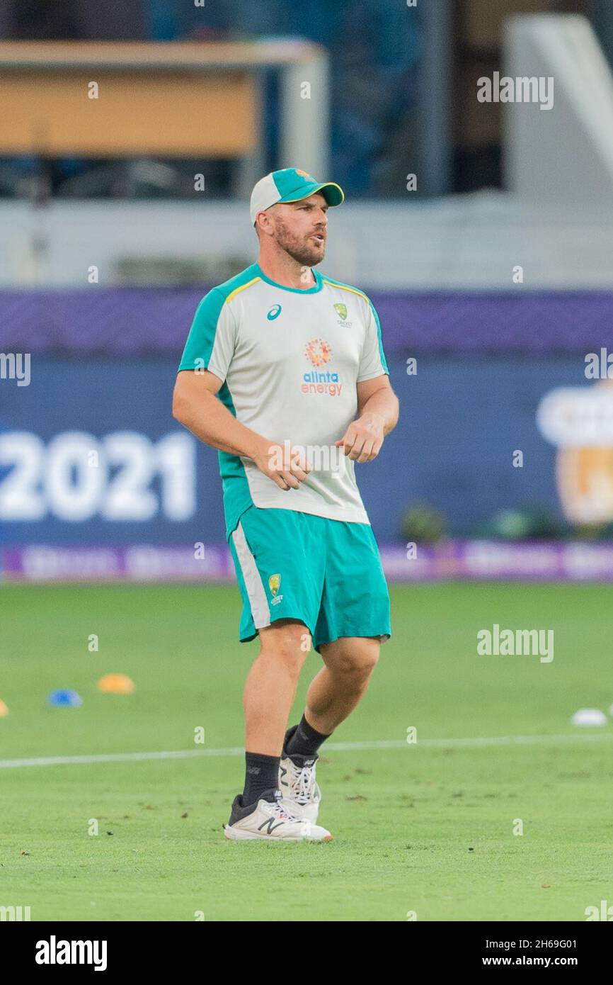Dubai, UAE. 14th November 2021. Aaron Finch, captain of Australia warming up ahead of the ICC Mens T20 World Cup final match between Australia and New Zealand at Dubai International cricket stadium, Dubai, UAE on 14 November 2021. Photo by Grant Winter. Editorial use only, license required for commercial use. No use in betting, games or a single club/league/player publications. Credit: UK Sports Pics Ltd/Alamy Live News Stock Photo