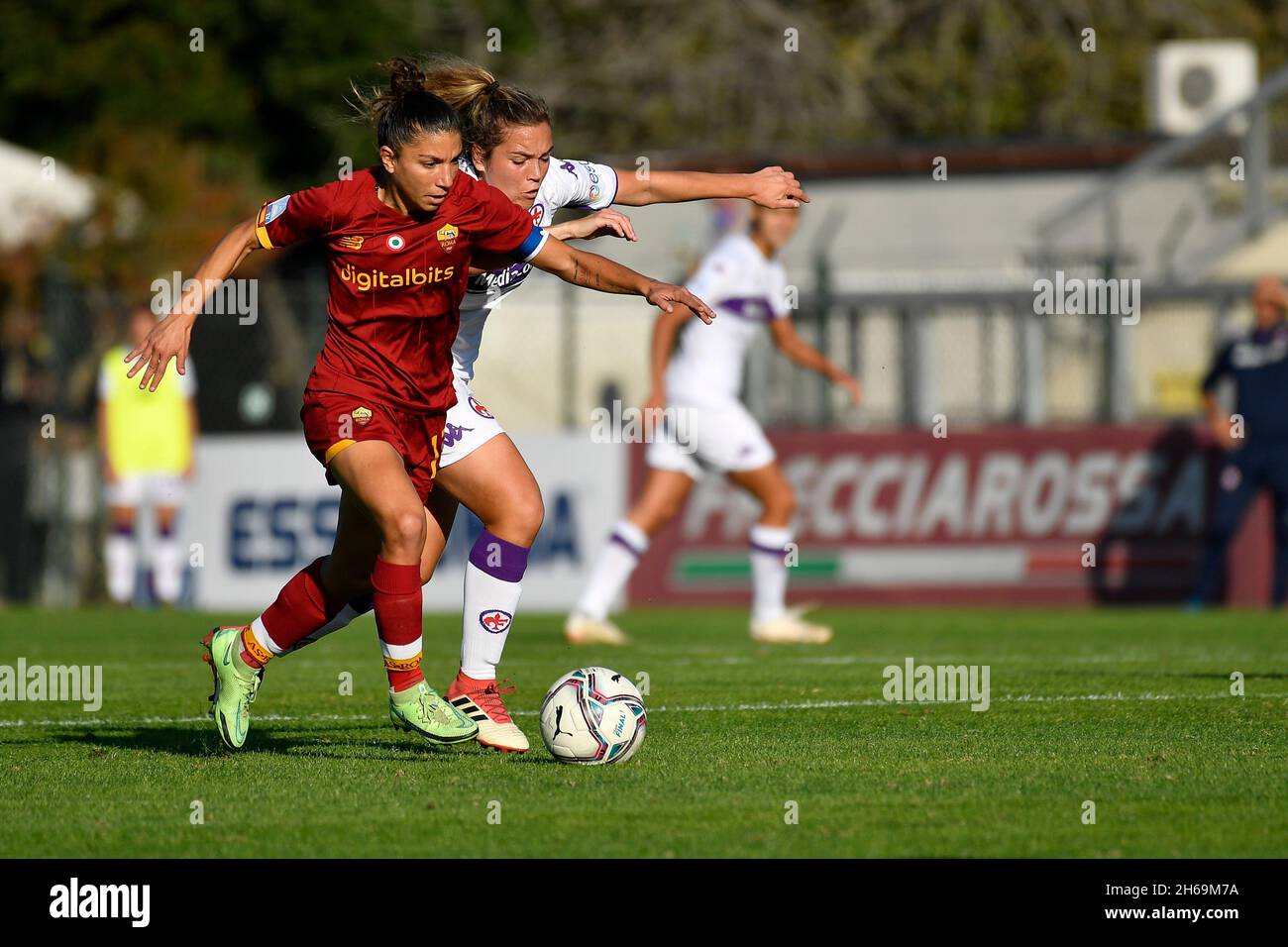 Federica Cafferata of ACF Fiorentina Women in action during the 2021/2022  Serie A Women's Championship match between Juventus FC and ACF Fiorentina  Wo Stock Photo - Alamy