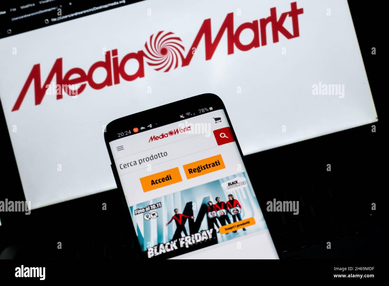 Mediamarkt hi-res stock photography and images - Page 2 - Alamy