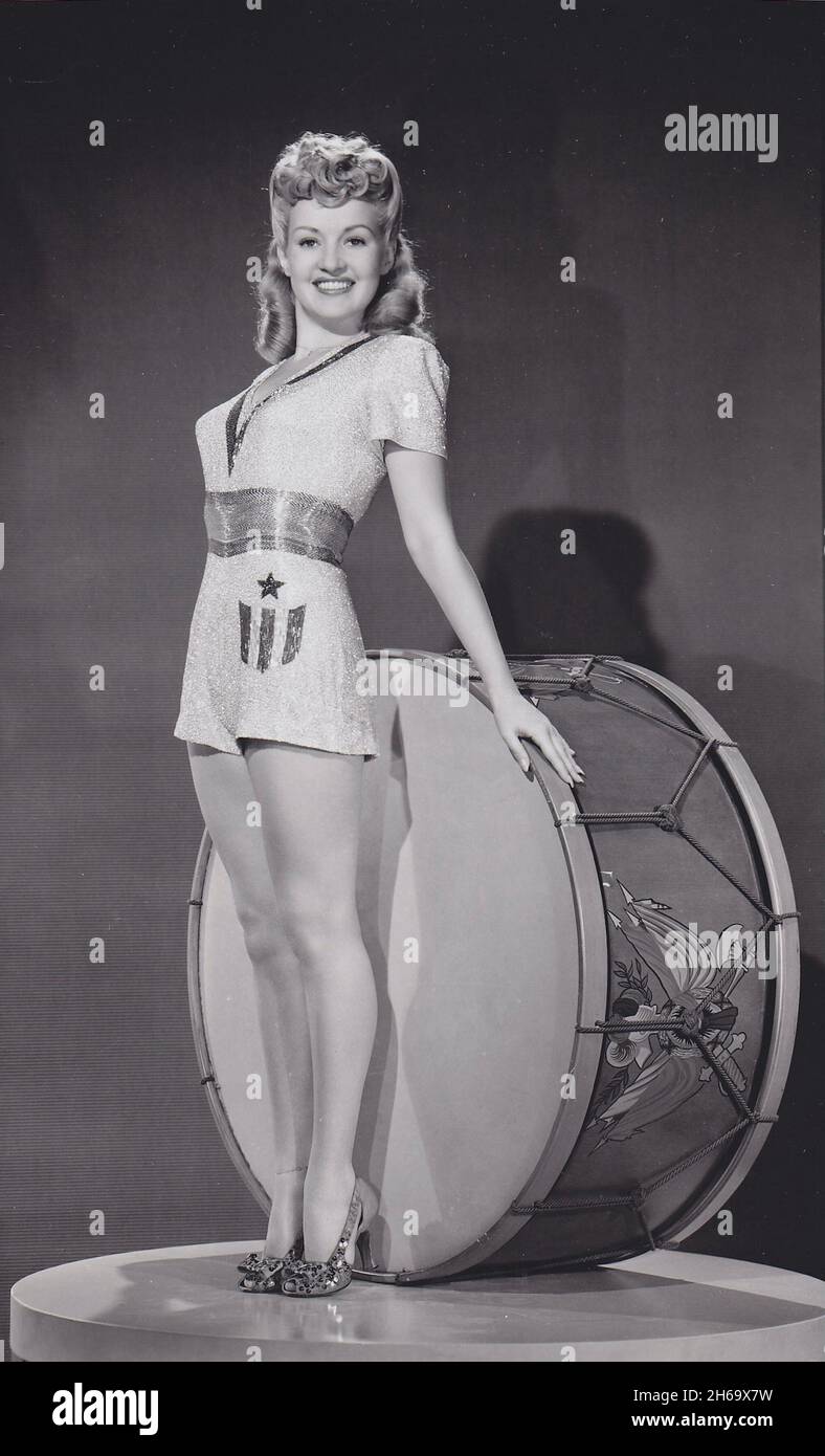 Betty Grable - Yank-Pin-up photo of Betty Grable from the Jun. 25, 1943 issue of Yank, the Army Weekly Magazine Stock Photo