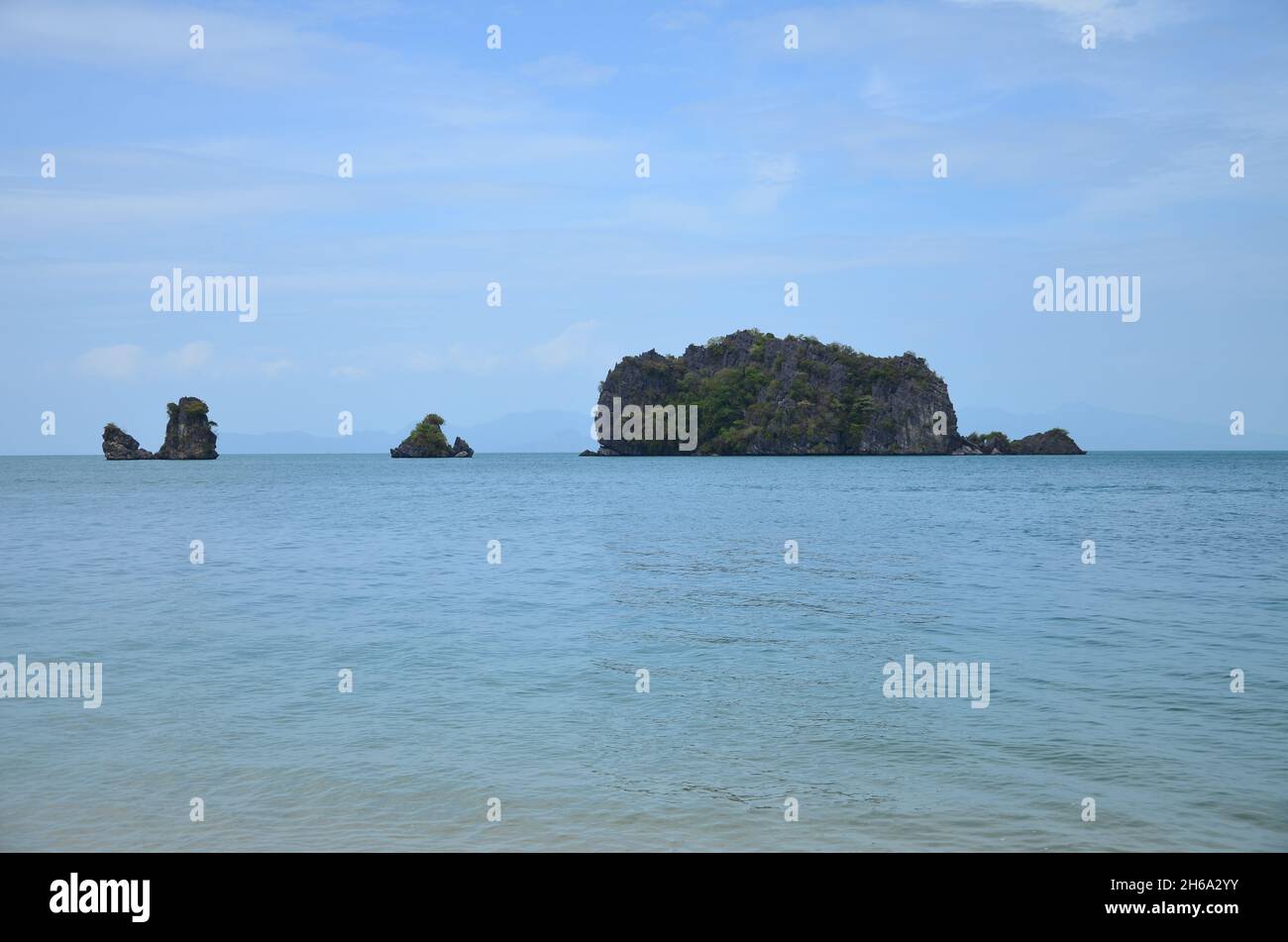 Tanjung Ruh A fascinating sea view at Tanjung Rhu Beach, Langkawi, Malaysia Stock ...