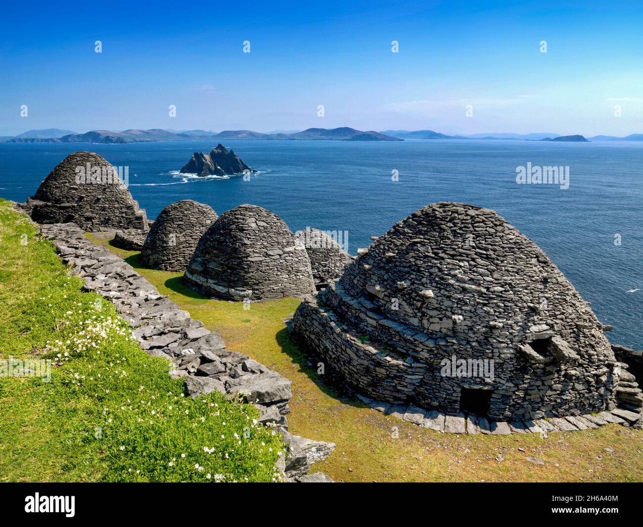 Beehive Huts at the UNESCO World Heritage site, Skellig Michael ...