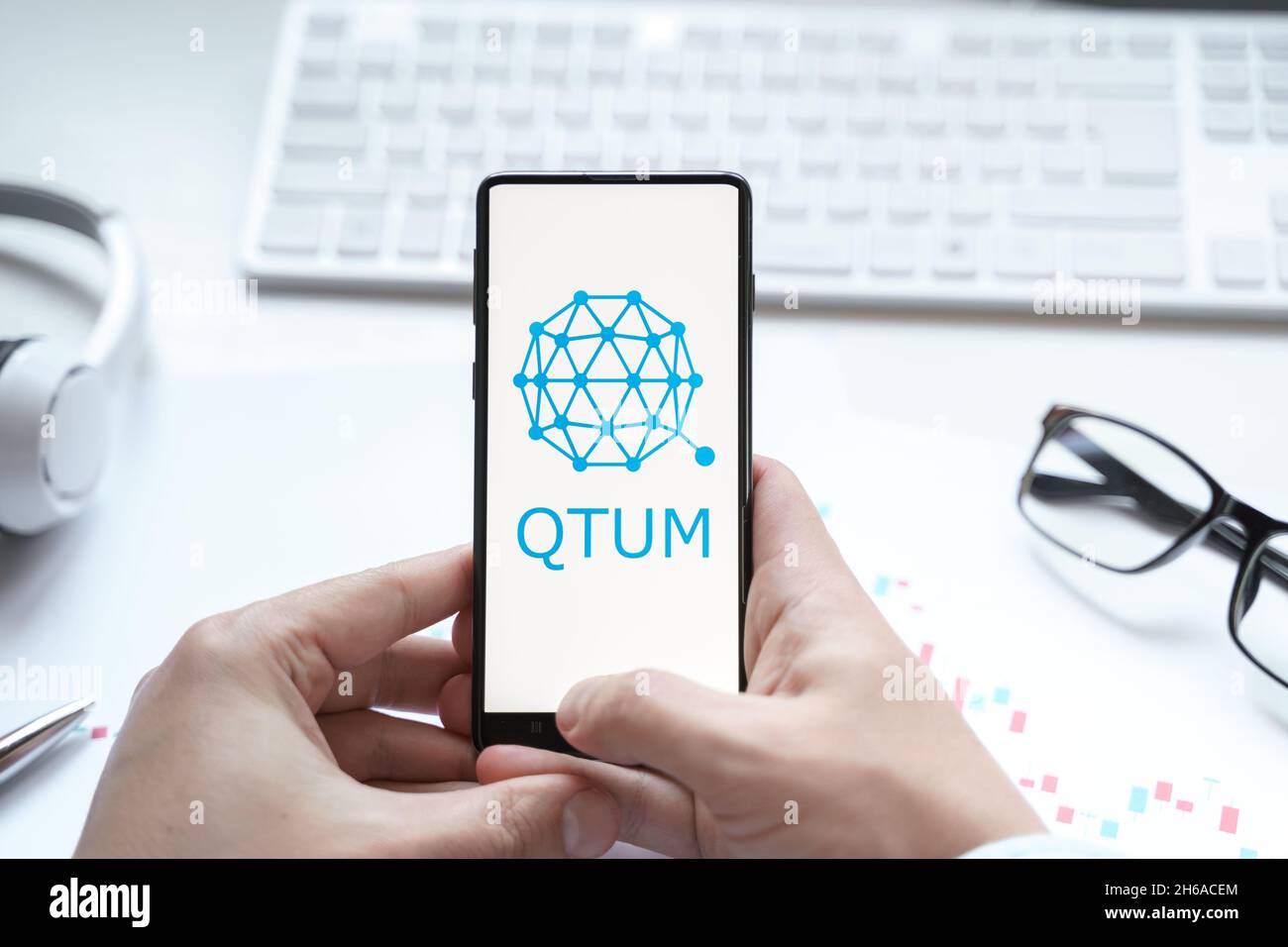 Qtum hi-res stock photography and images - Alamy