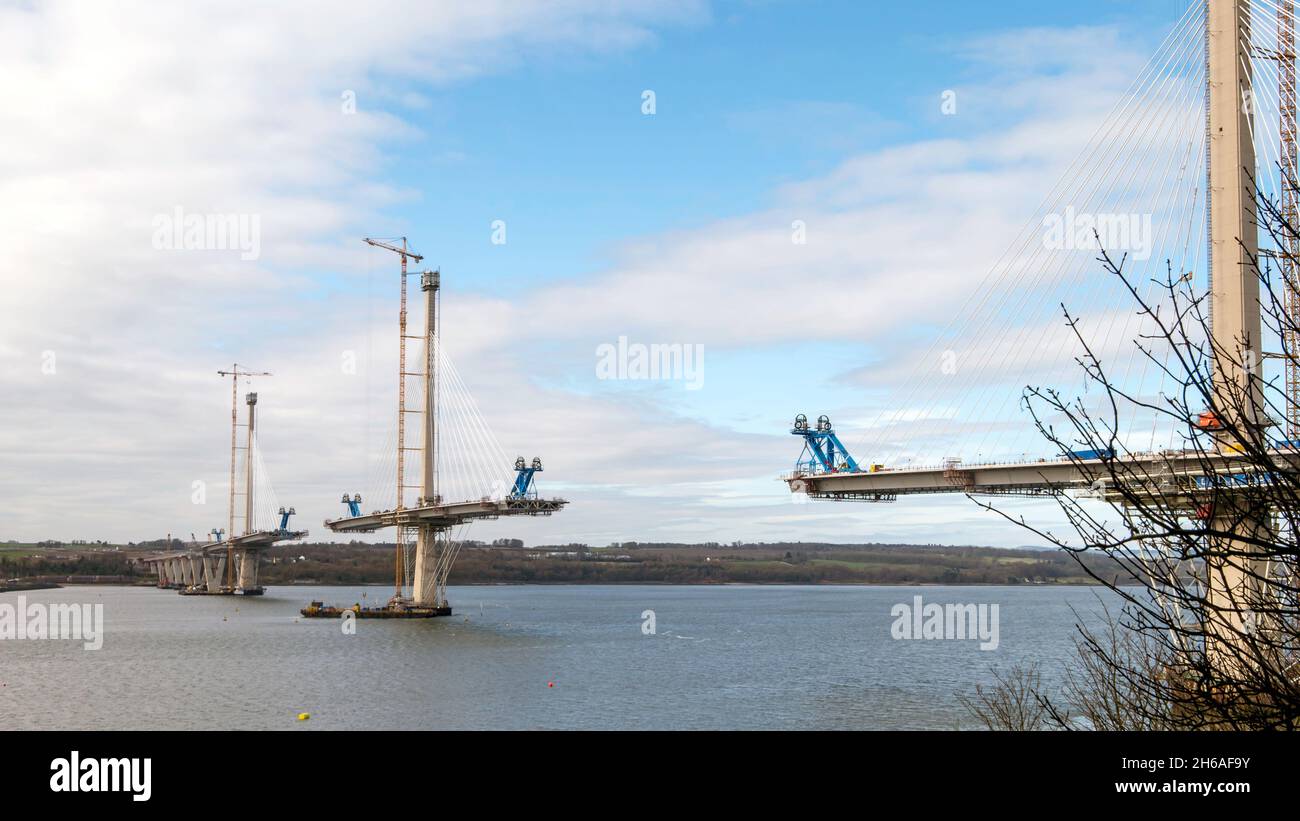 Building the Queensferry Crossing, the new road bridge over the Firth of Forth at North Queensferry, Fife, Scotland. Stock Photo