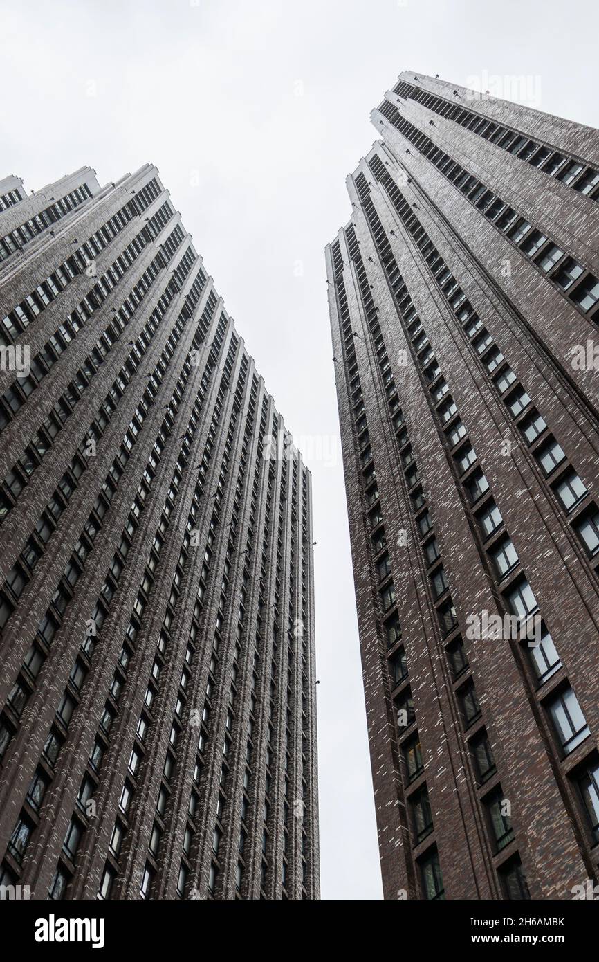modern architecture buildings skyscrapers guide geometric lines gray ...