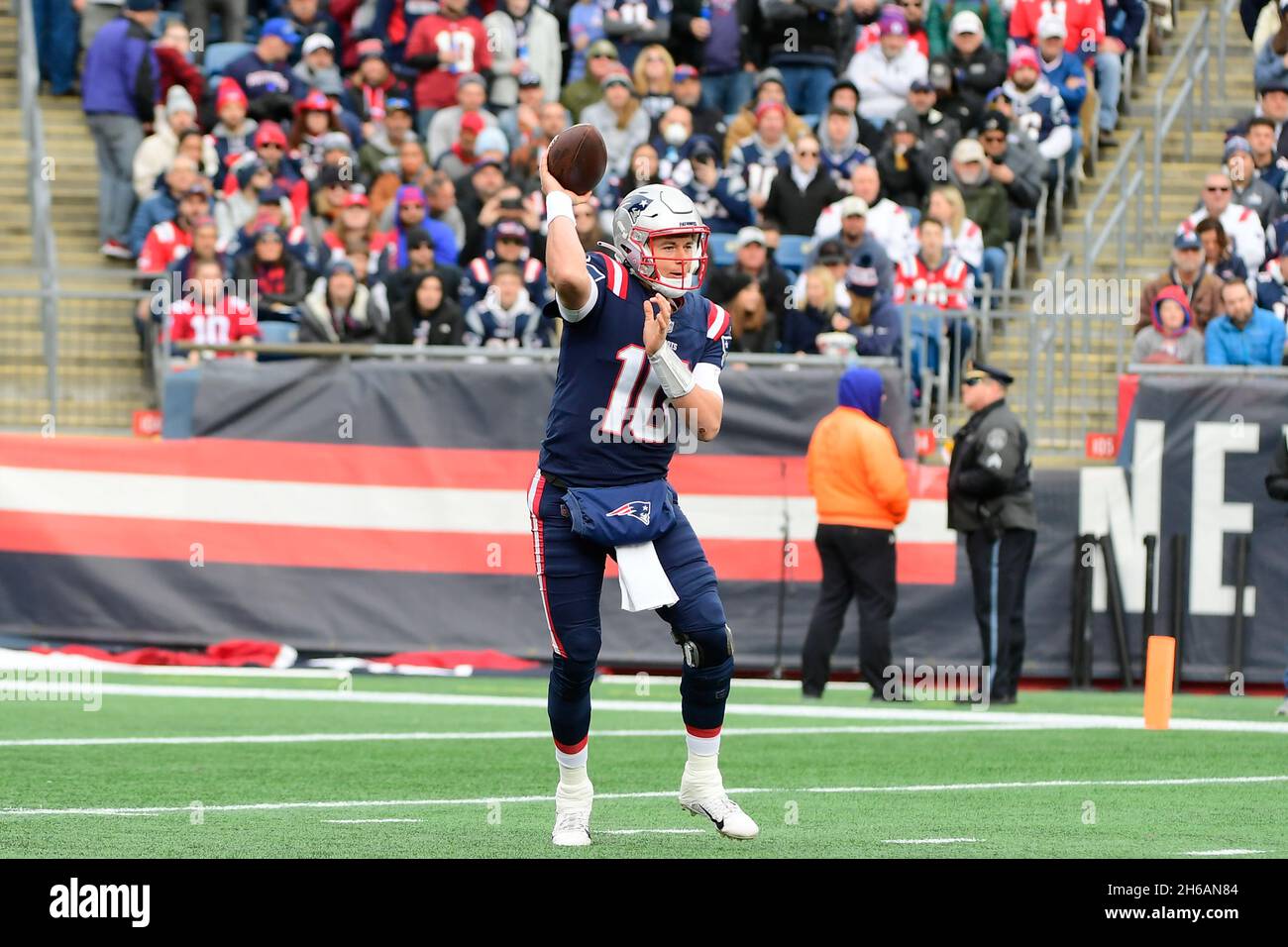 November 14, 2021: Cleveland Browns outside linebacker Mack Wilson Sr. (51)  before the NFL football game between the Cleveland Browns and the New  England Patriots at Gillette Stadium, in Foxborough, Massachusetts. The