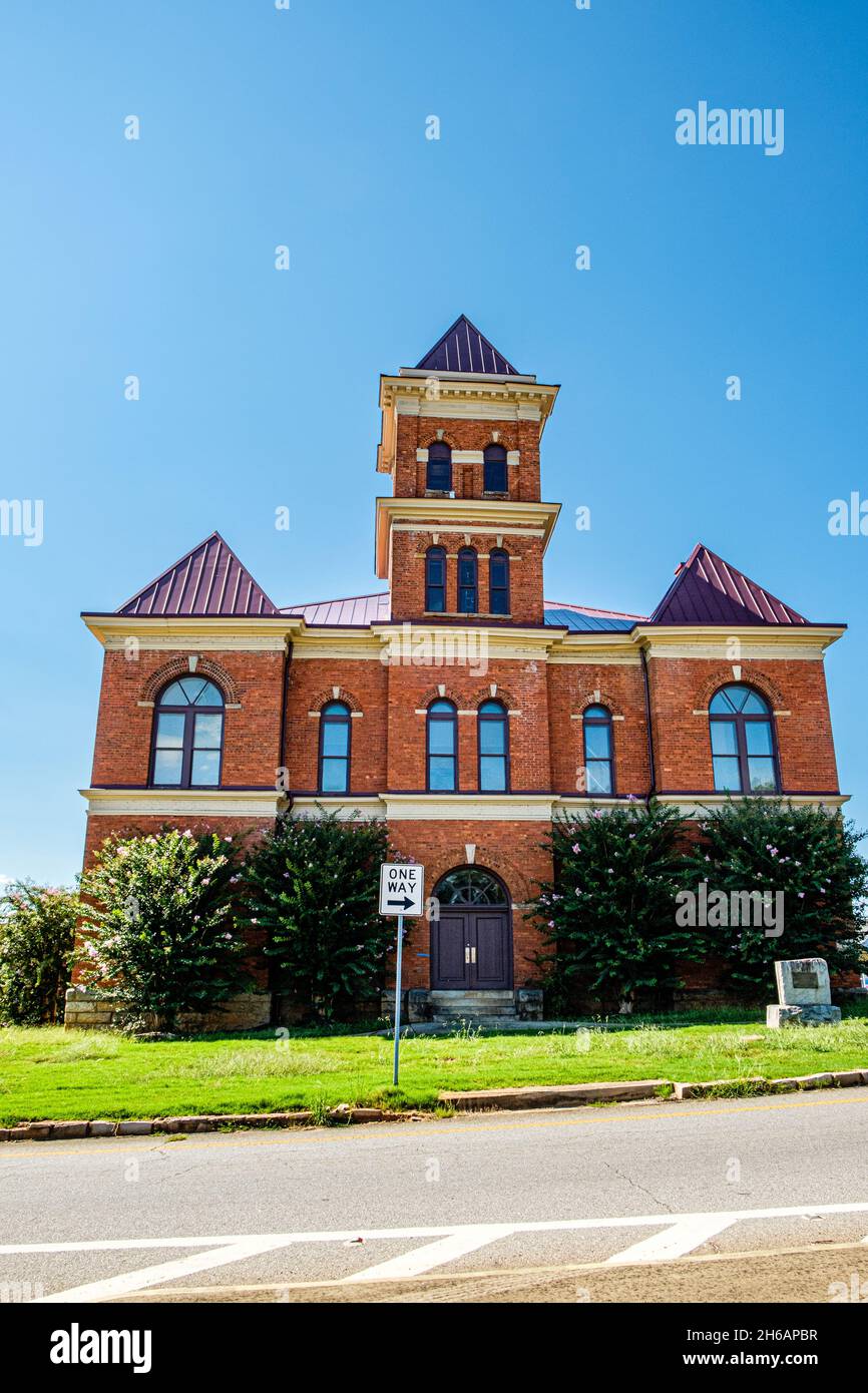 Madison County Courthouse, Courthouse Square, Danielsville,