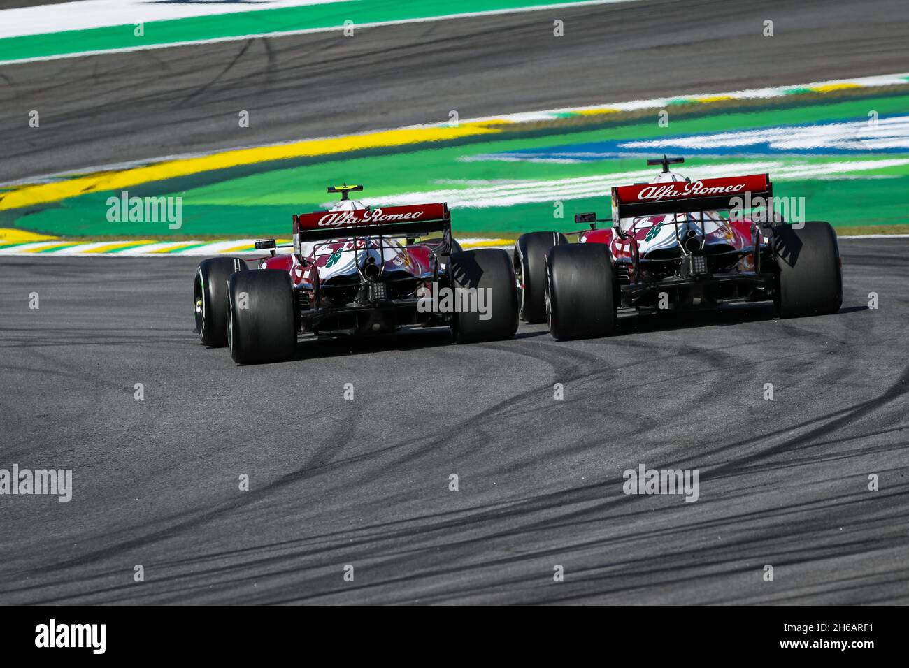 RAIKKONEN Kimi (fin), Alfa Romeo Racing ORLEN C41, GIOVINAZZI Antonio ...