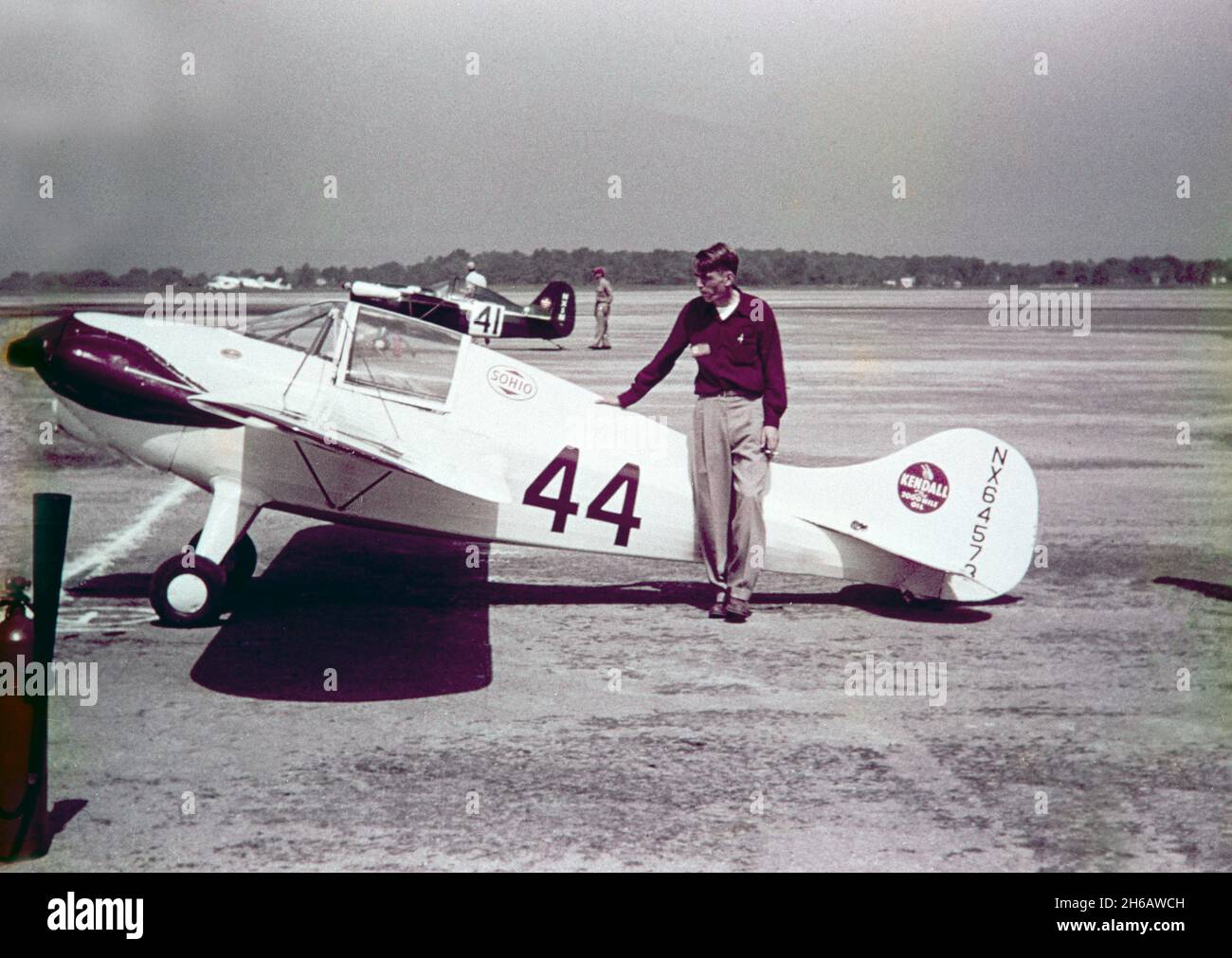 A rare colour vintage photograph taken in September 1948 at Cleveland, Ohio, USA. Photo shows an aircraft at an Airshow or Air Race. A Loose  Townsend Special midget racer, serial number NX64573. Stock Photo