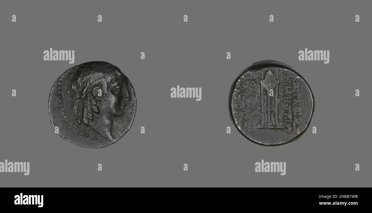 Coin Depicting the God Apollo, 146-139 BCE, issued by of Demetrius II. Stock Photo