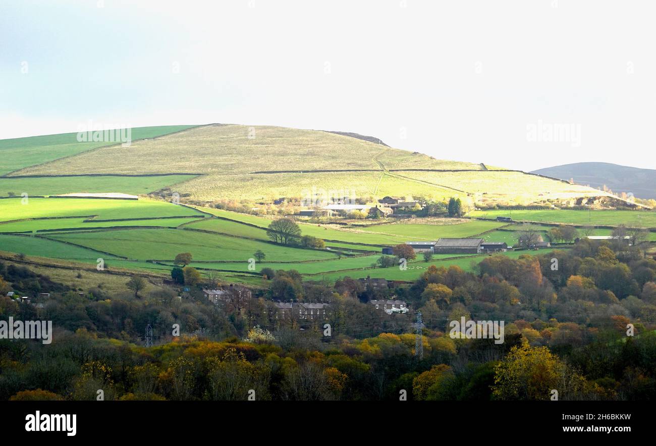 Lantern pike hayfield hires stock photography and images Alamy
