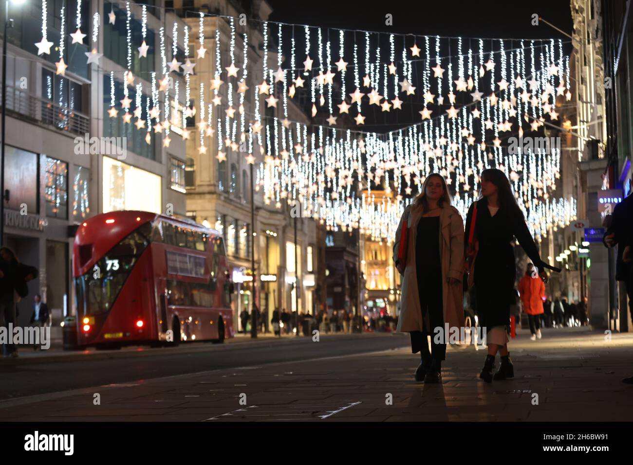 Christmas lights in Oxford Street, central London. Picture date: Sunday  November 14, 2021 Stock Photo - Alamy