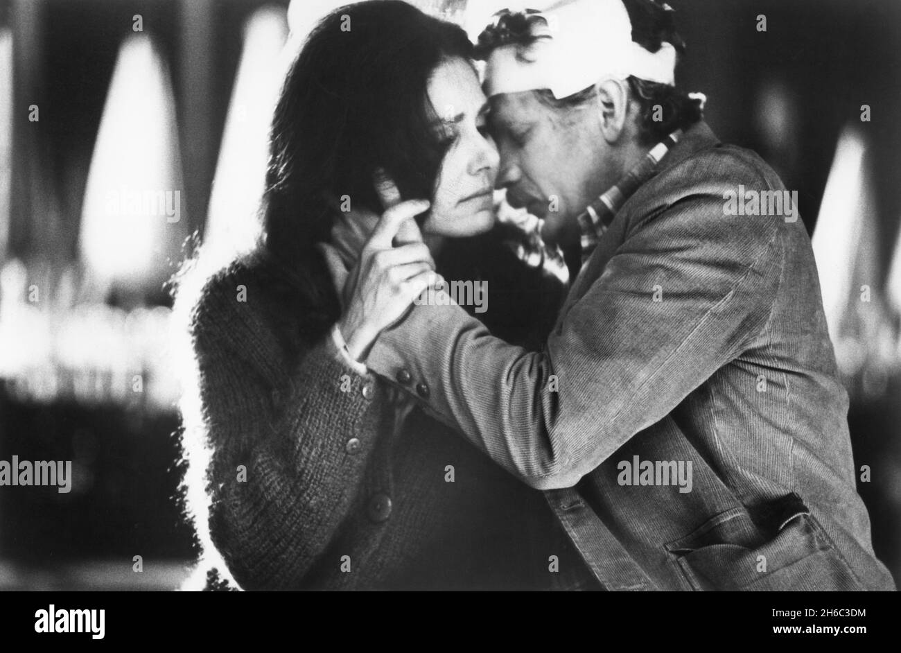 Paula Prentiss, Robert Foxworth, on-set of the Film, 'The Black Marble', AVCO Embassy Pictures, 1980 Stock Photo