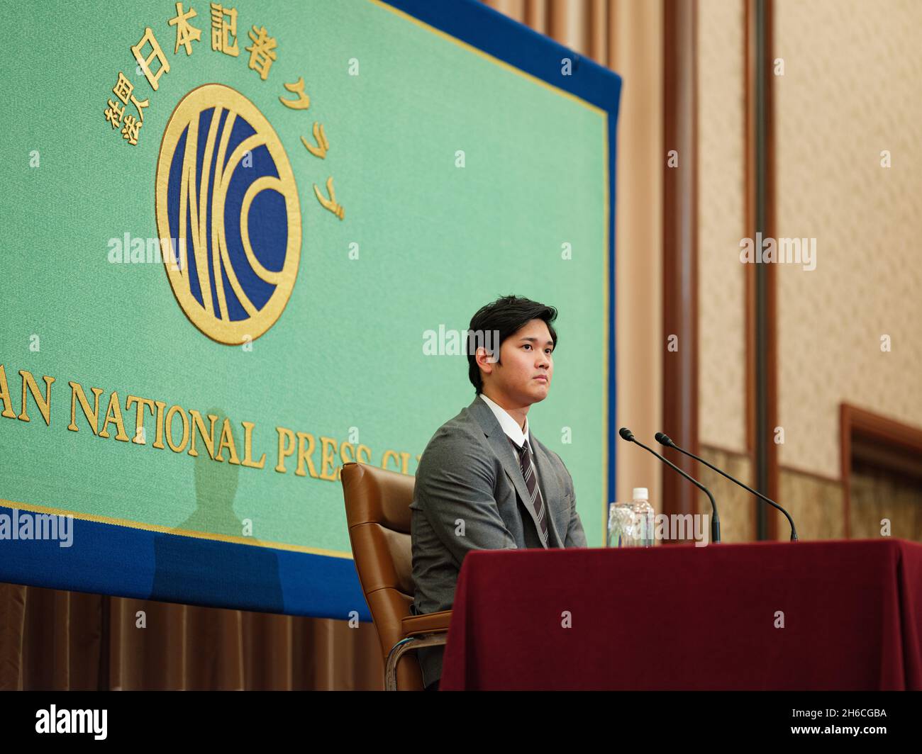 Tokyo, Japan. 15th Nov, 2021. Japan Los Angeles Angels player Shohei Ohtani attends a press conference at Japan National Press Club on November 15, 2021 in Tokyo, Japan. (Photo by Nicolas Datiche/POOL/SOPA Images/Sipa USA) Credit: Sipa USA/Alamy Live News Stock Photo