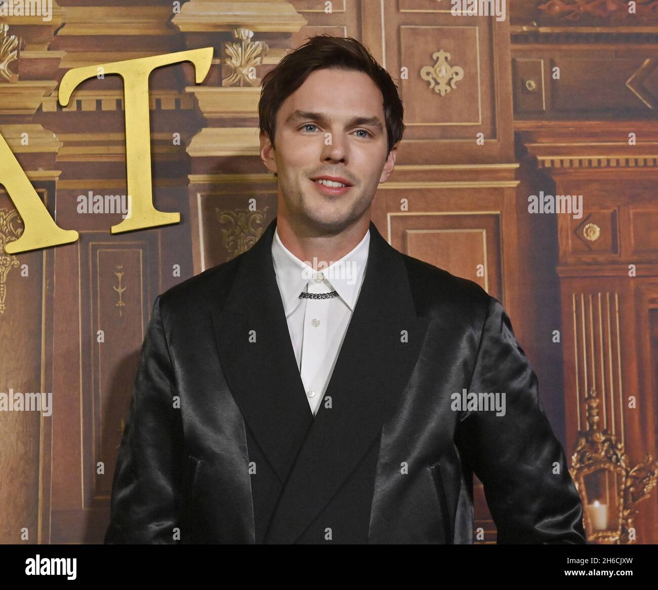 Nicholas hoult the great hi-res stock photography and images - Alamy