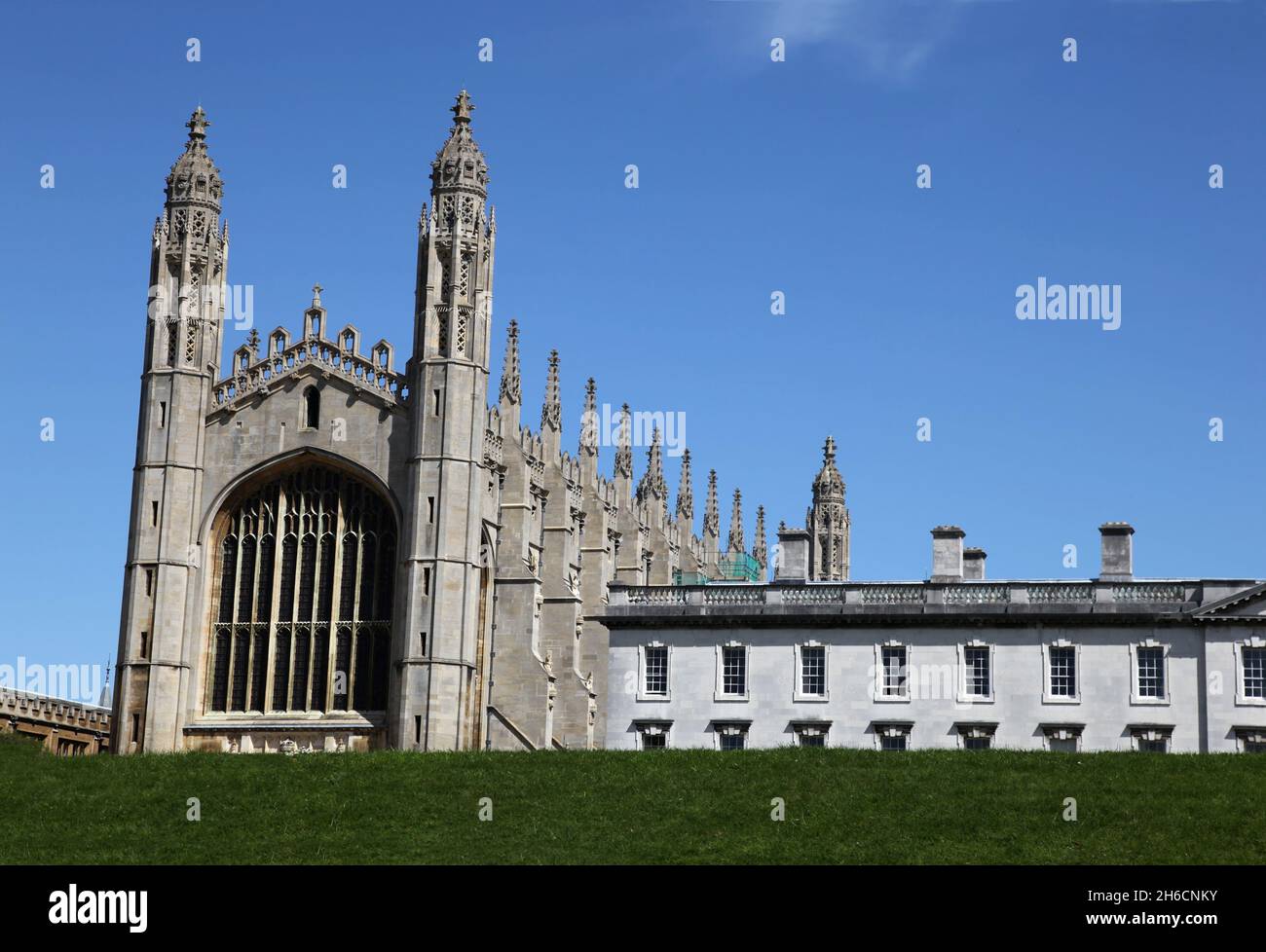 View of Cambridge's Kings College from 'The Backs'. Cambridge - England  The King's College of Our Lady and St Nicholas in Cambridge was founded in 14 Stock Photo