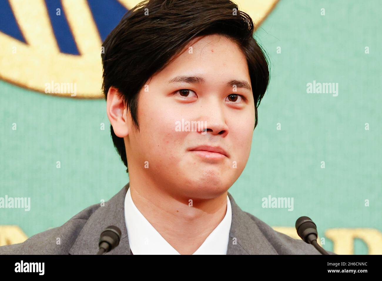 Shohei ohtani family hi-res stock photography and images - Alamy