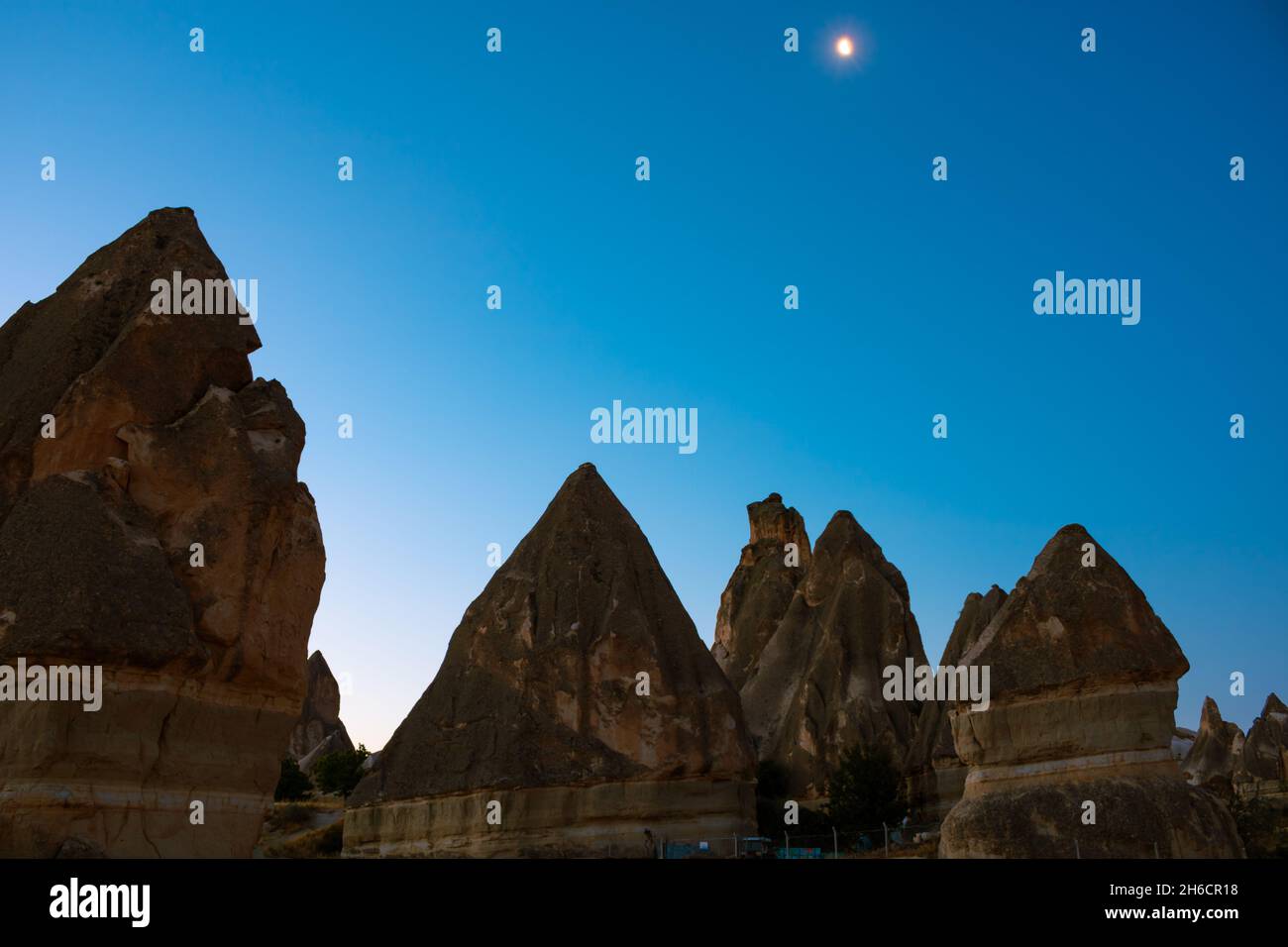 Night sky chimneys hi-res stock photography and images - Alamy