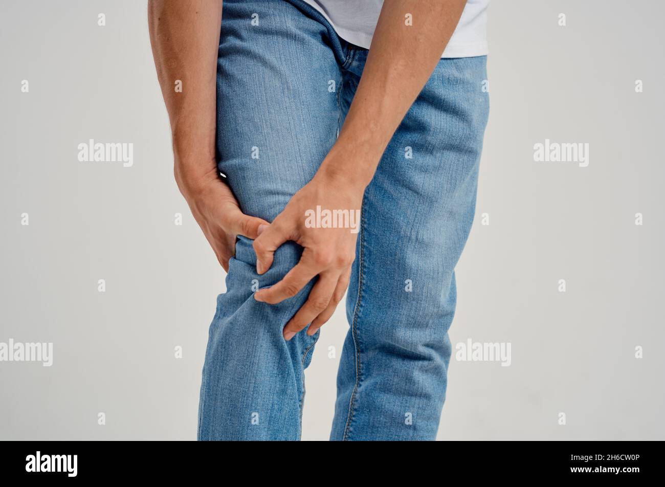 leg pain knee injury health problems Stock Photo Alamy