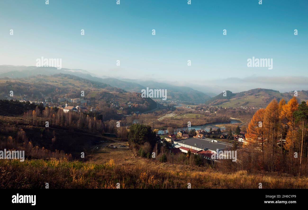 Panorama of Piwniczna-Zdroj town and Beskid Sadecki mountains in Poland Stock Photo