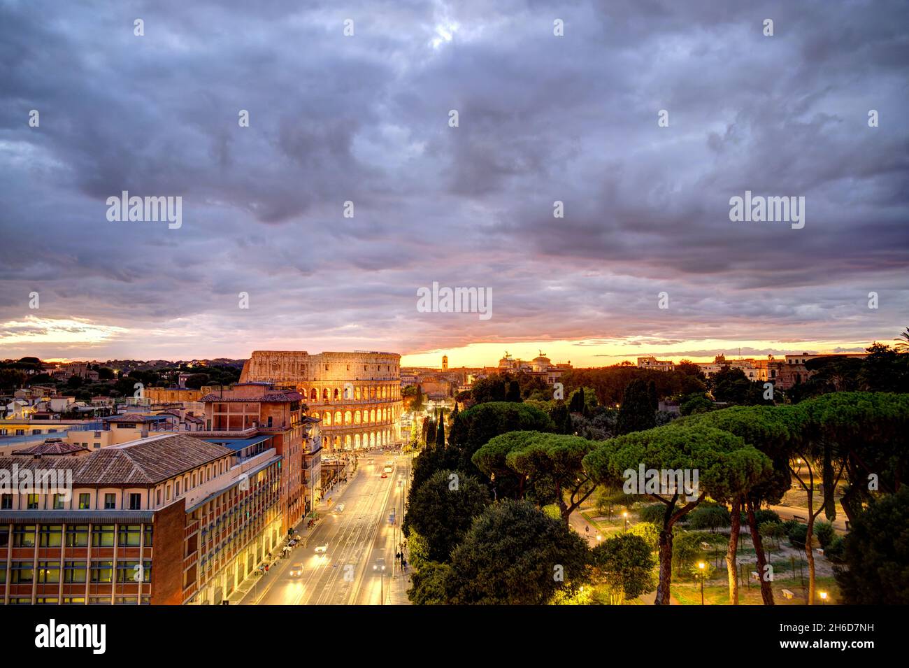 Rome colosseum hdr sunset hi-res stock photography and images - Alamy