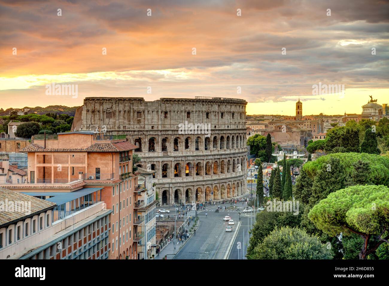 Rome colosseum hdr sunset hi-res stock photography and images - Alamy