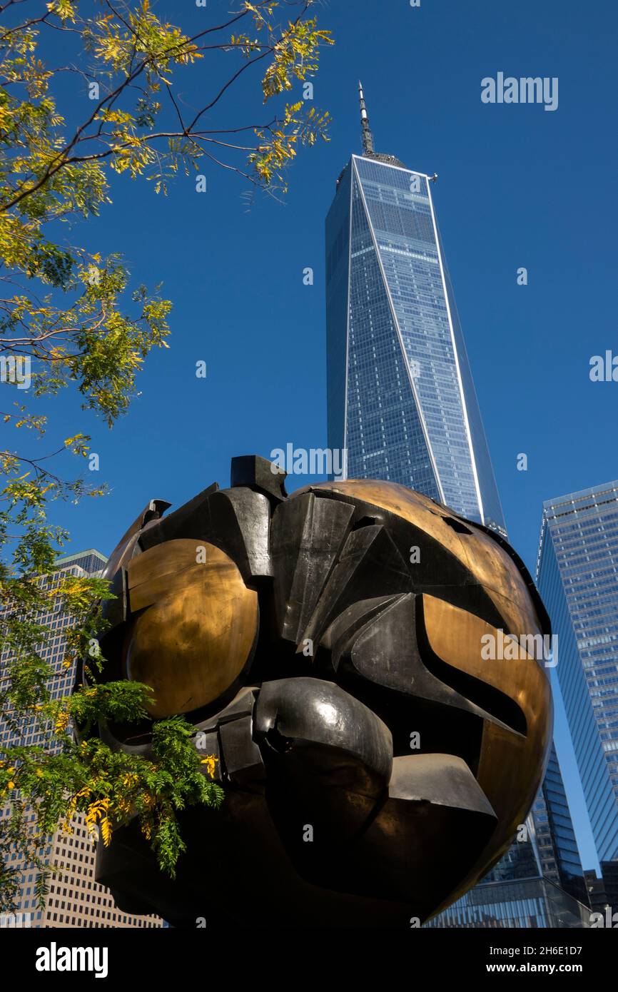 Page 2 - The Sphere Sculpture High Resolution Stock Photography and Images  - Alamy