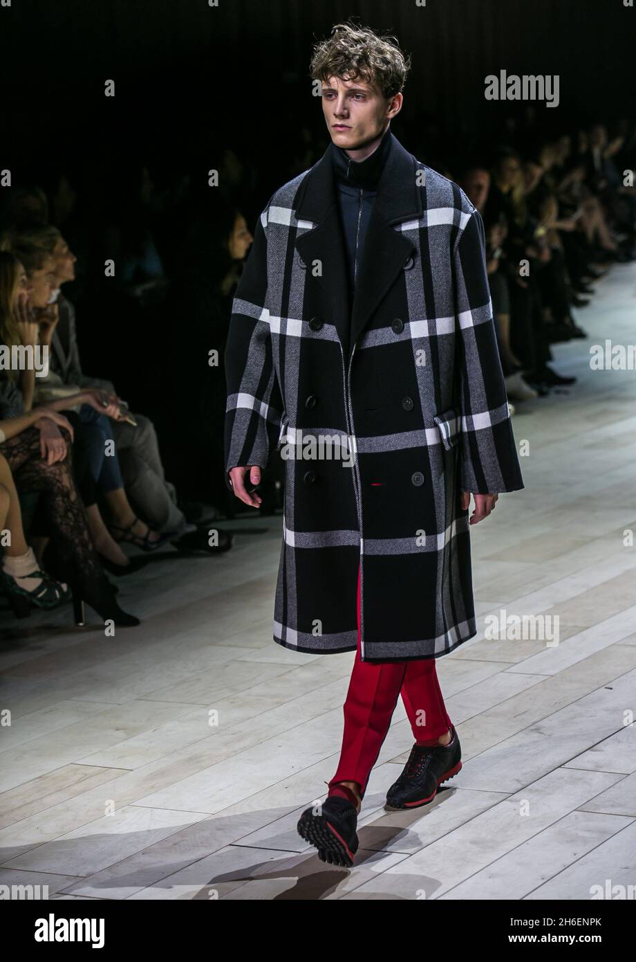 Models on the catwalk the Burberry 2016 Fashion Week show at Albert Lawn, London Stock Photo - Alamy
