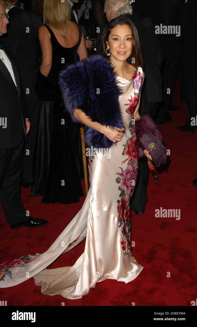 Michelle Yeoh arriving at the World Premiere of the new James Bond film, Casino Royale, Odeon Cinema, Leicester Square, central London, November 14, 2006. Jeff Moore/EMPICS Entertainment  Stock Photo