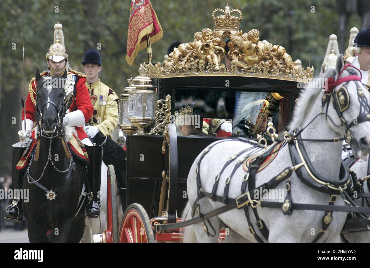 The Queen and The Duke Of Edinburgh arrive by carriage for The State Opening Of Parliament in Westminster on November 15, 2006 in London. Jeff Moore/EMPICS Entertainment  Stock Photo