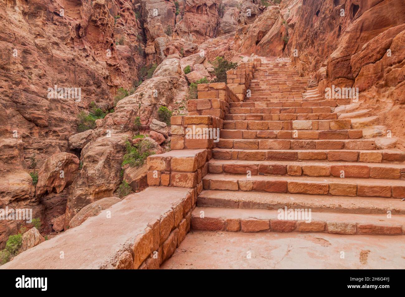 Stairway at Al Khubtha trail in the ancient city Petra, Jordan Stock Photo