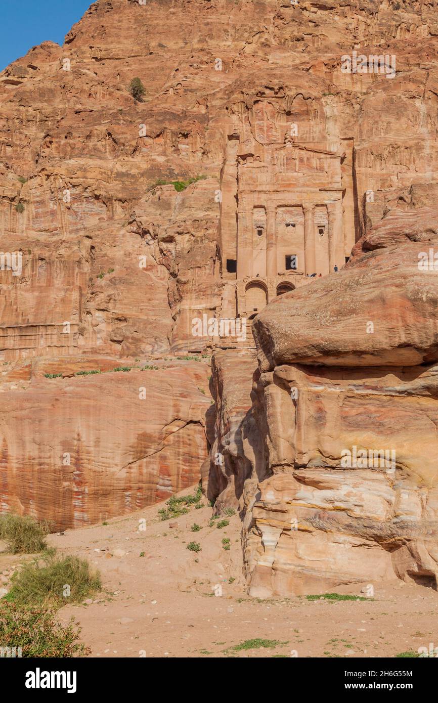 Rocks and Urn Tomb in the ancient city Petra, Jordan Stock Photo - Alamy