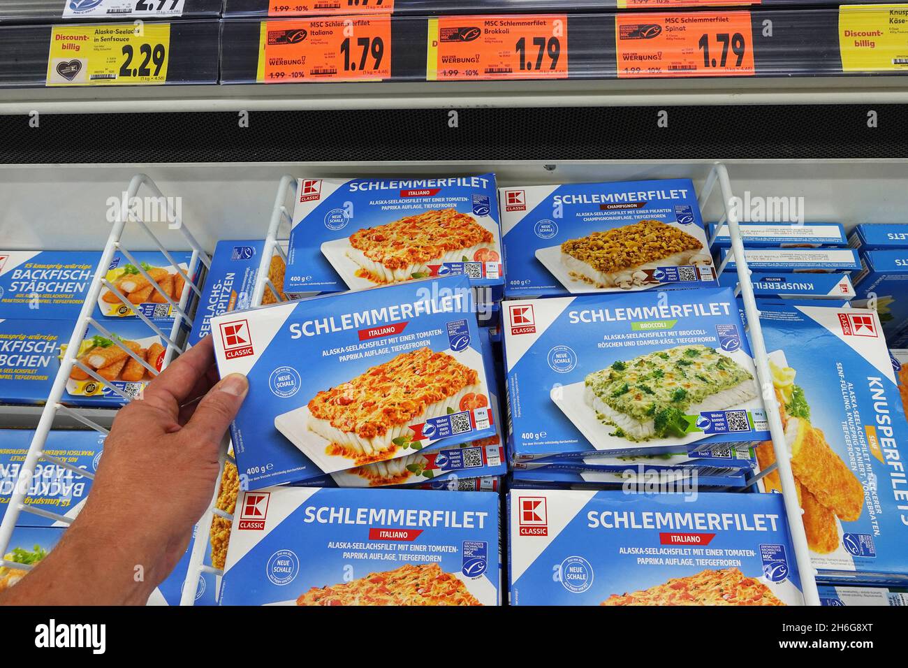 Frozen prepared meals in a supermarket Stock Photo