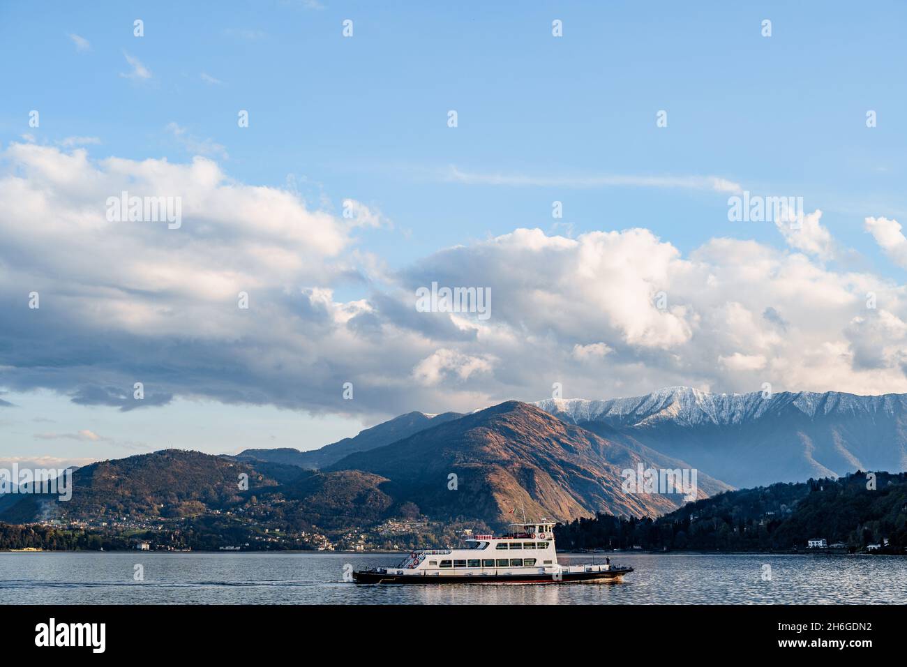 Passenger ferry floats on the lake. Italy, Como Stock Photo - Alamy