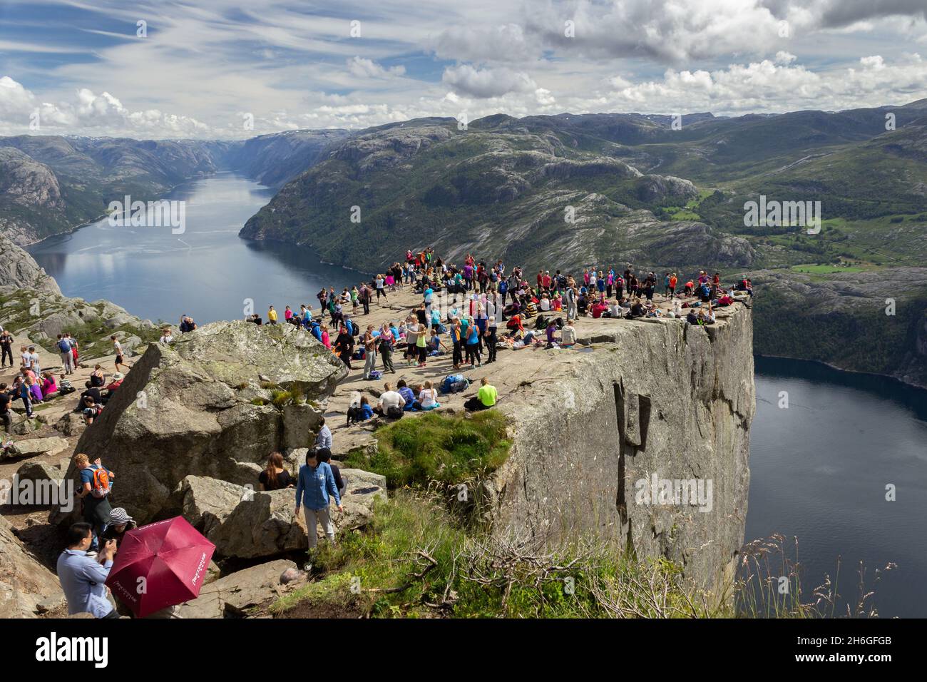 Rogaland, Norway: Preikestolen (Pulpit Rock), 604 m above Lysefjord. Famous tourist attraction and viewpoint. Stock Photo