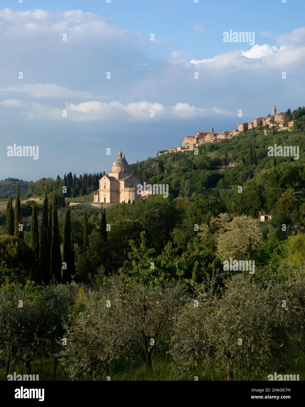 Montepulciano church hi-res stock photography and images - Alamy