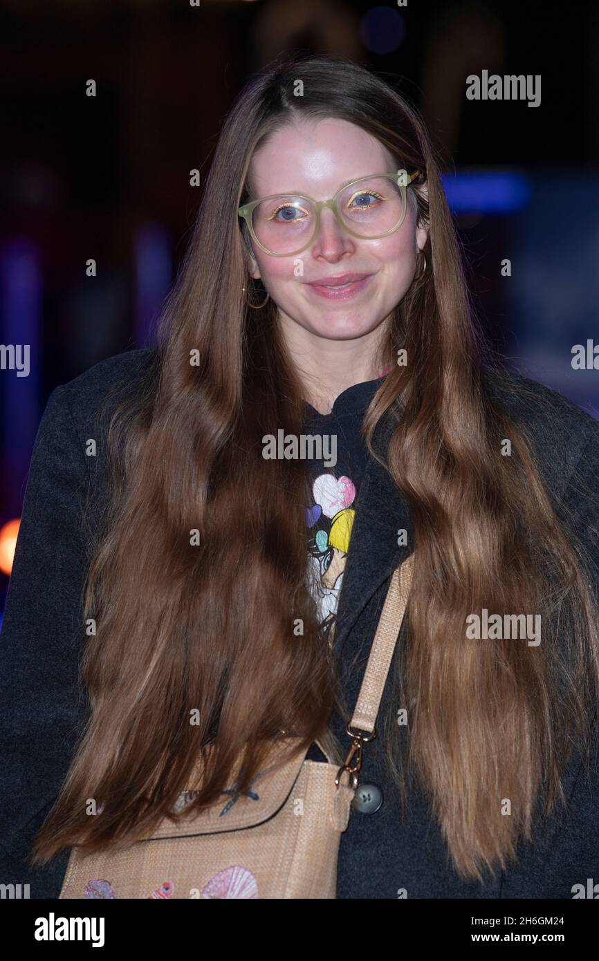 LONDON, ENGLAND - NOVEMBER 15: Jessie Cave attends the UK Premiere of