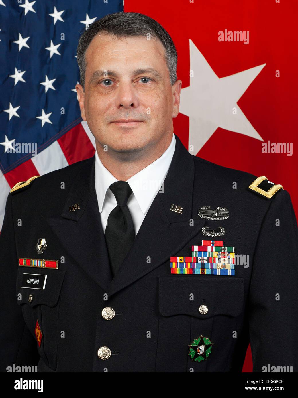 Oklahoma City, United States of America. 07 October, 2019. Official portrait of the new Oklahoma National Guard Adjutant Gen. Thomas Mancino October 7, 2019 in Oklahoma City, Oklahoma. Mancino announced that he will refuse to comply with the Pentagon mandate requiring all members of the military to be vaccinated against COVID-19. Credit: Kendall James/DOD/Alamy Live News Stock Photo
