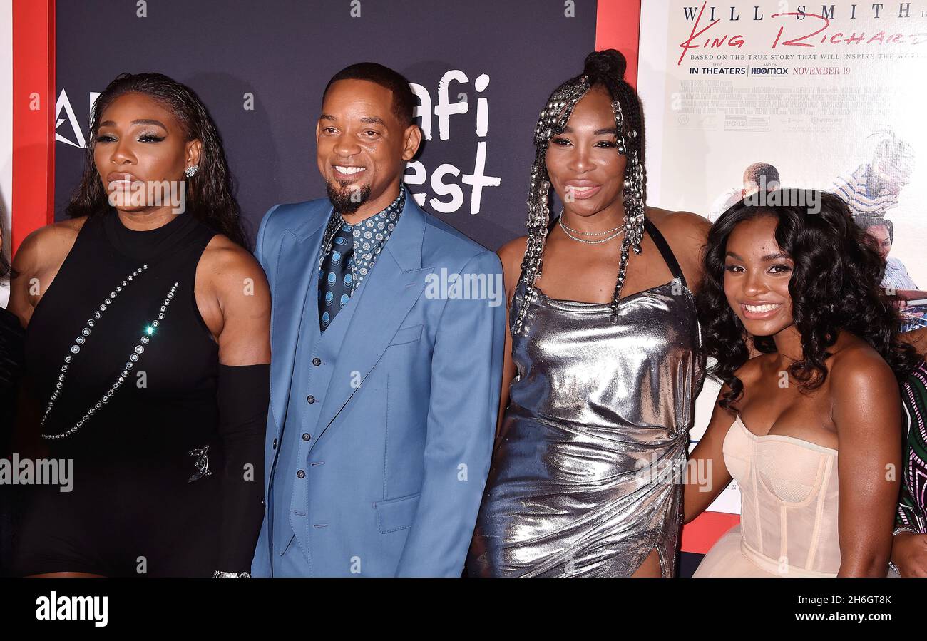 HOLLYWOOD, CA - NOVEMBER 14: (L-R) Serena Williams, Will Smith, Venus Williams and Saniyya Sidney attend the 2021 AFI Fest Closing Night Premiere of Warner Bros. 'King Richard' at TCL Chinese Theatre on November 14, 2021 in Hollywood, California.                                                                          ; ' Stock Photo