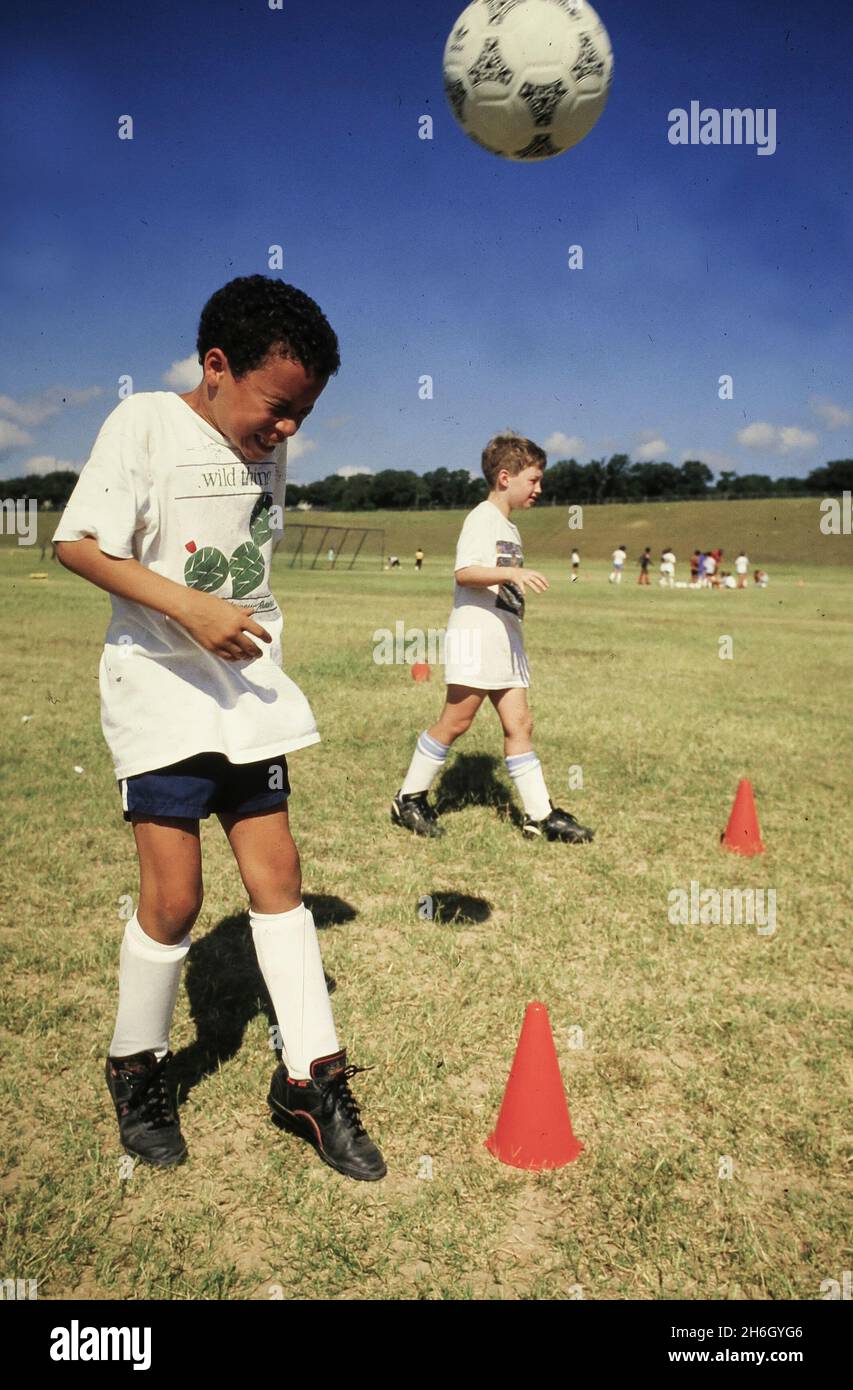 Head to Head soccer - Play Head to Head soccer on Jopi