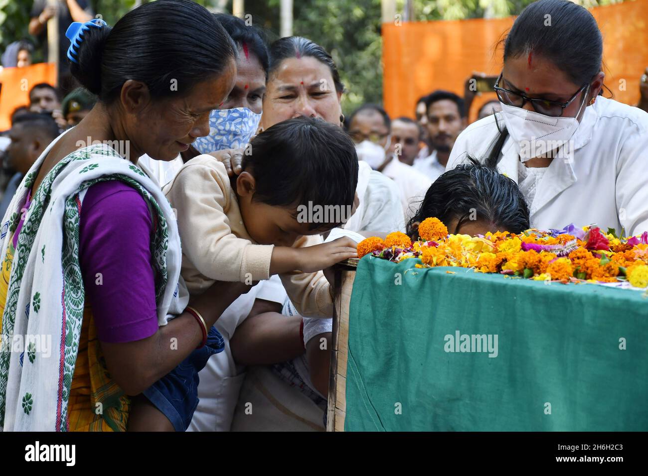 Guwahati, Guwahati, India. 15th Nov, 2021. Three year old son of ...